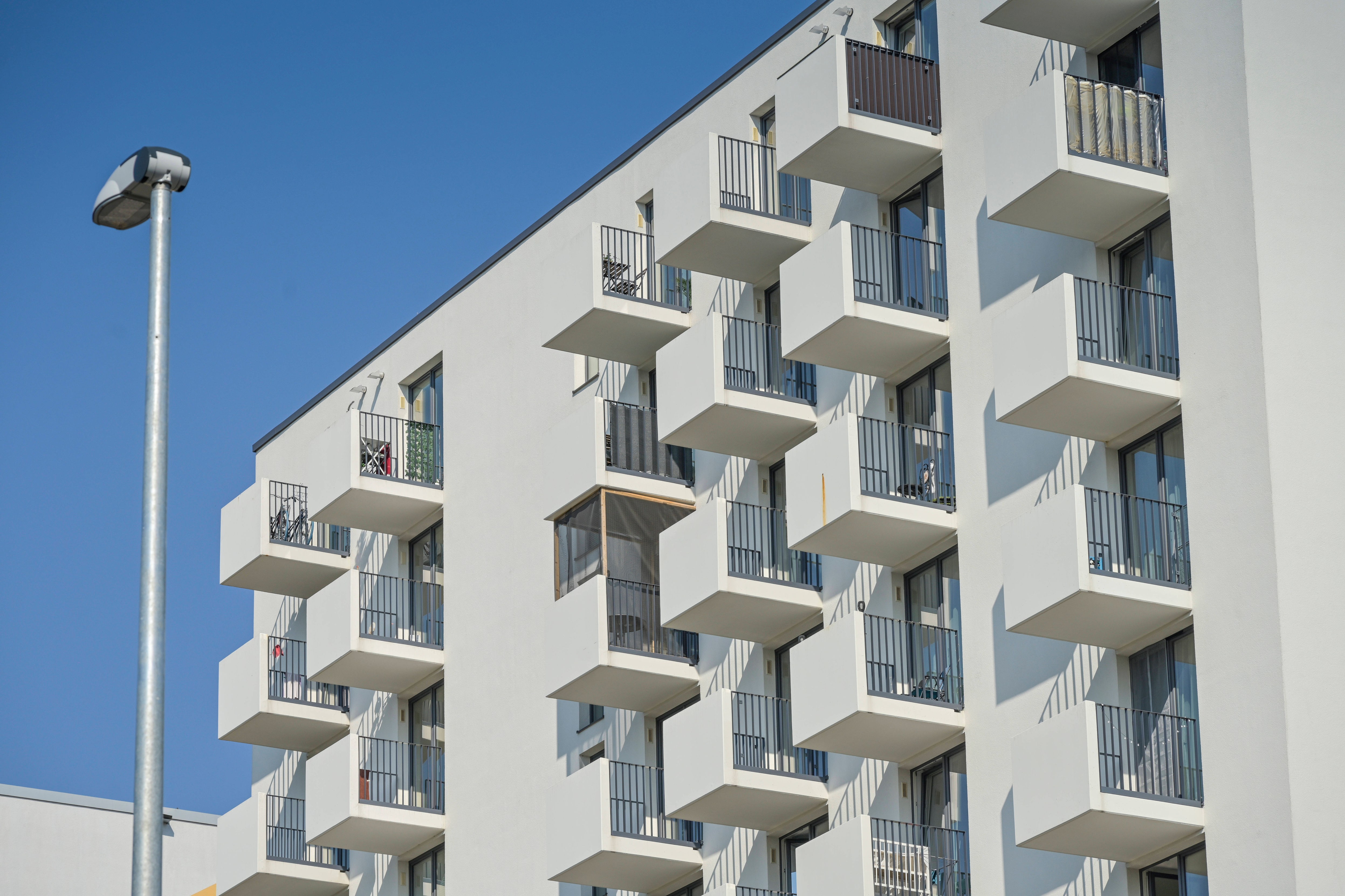 Wohnhaus, Allee der Kosmonauten, Marzahn, Berlin, Deutschland 