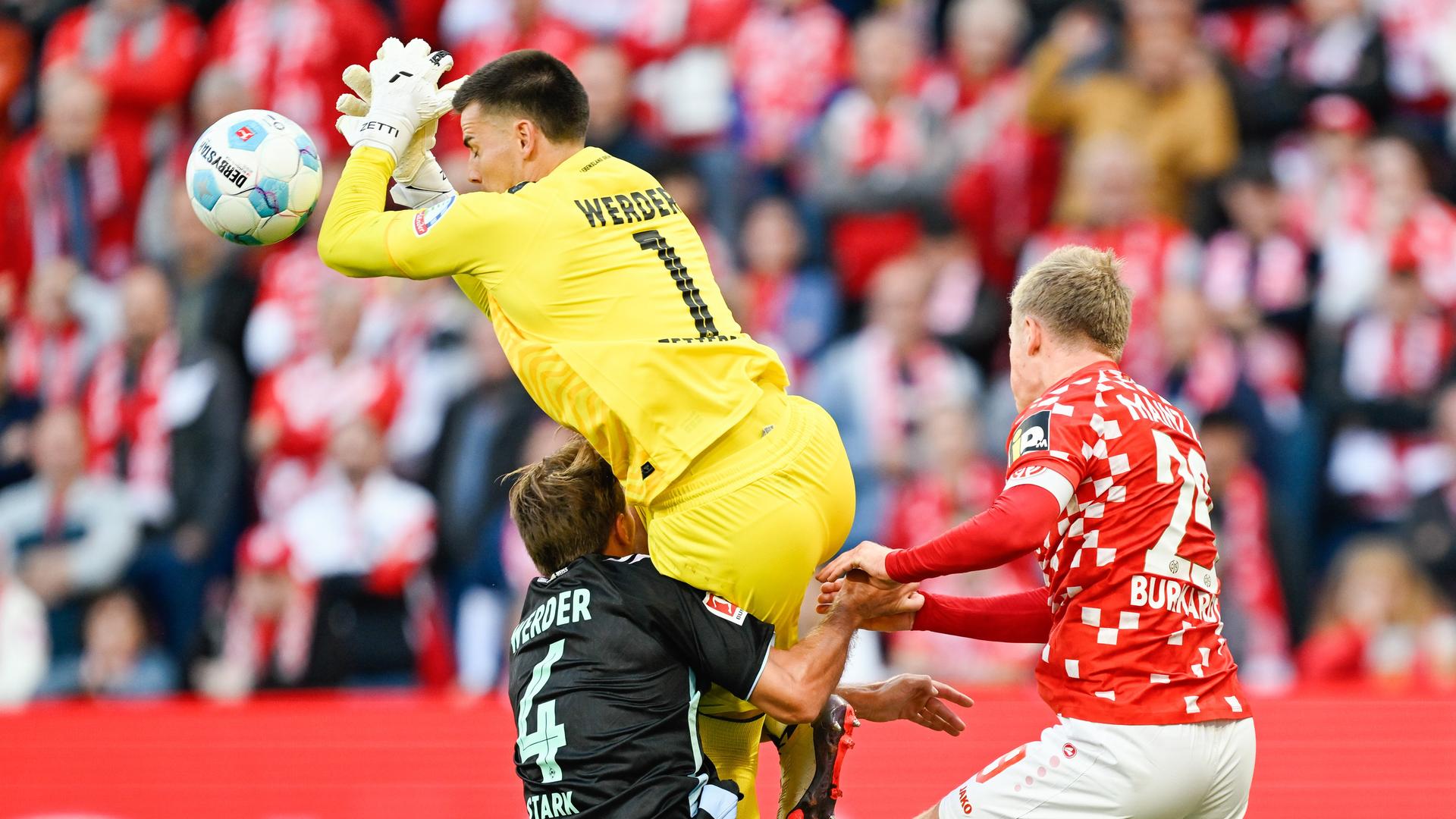 Eine Szene aus dem Bundesligaspiel zwischen dem FSV Mainz 05 und Werder Bremen.