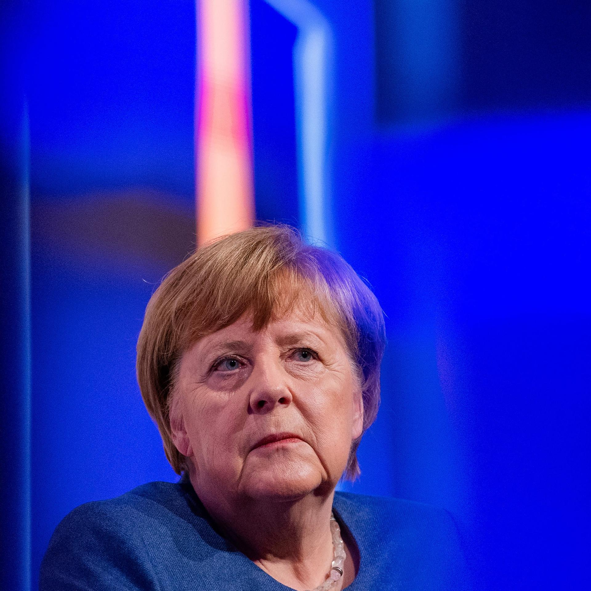 Krieg in der Ukraine - Polen und Balten reagieren empört auf Merkel-Interview