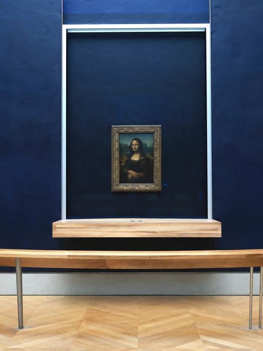 Das Gemälde der Mona Lisa im Museum Louvre in Paris. 