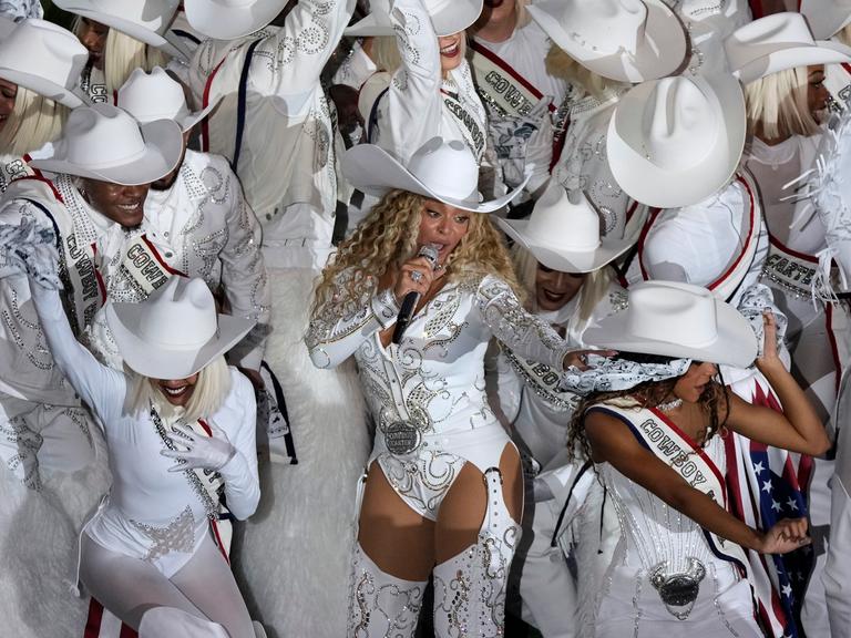 Beyoncé performs during halftime of an NFL football game between the Houston Texans and the Baltimore Ravens, Wednesday, Dec. 25, 2024, in Houston. (AP Photo/Eric Christian Smith)
