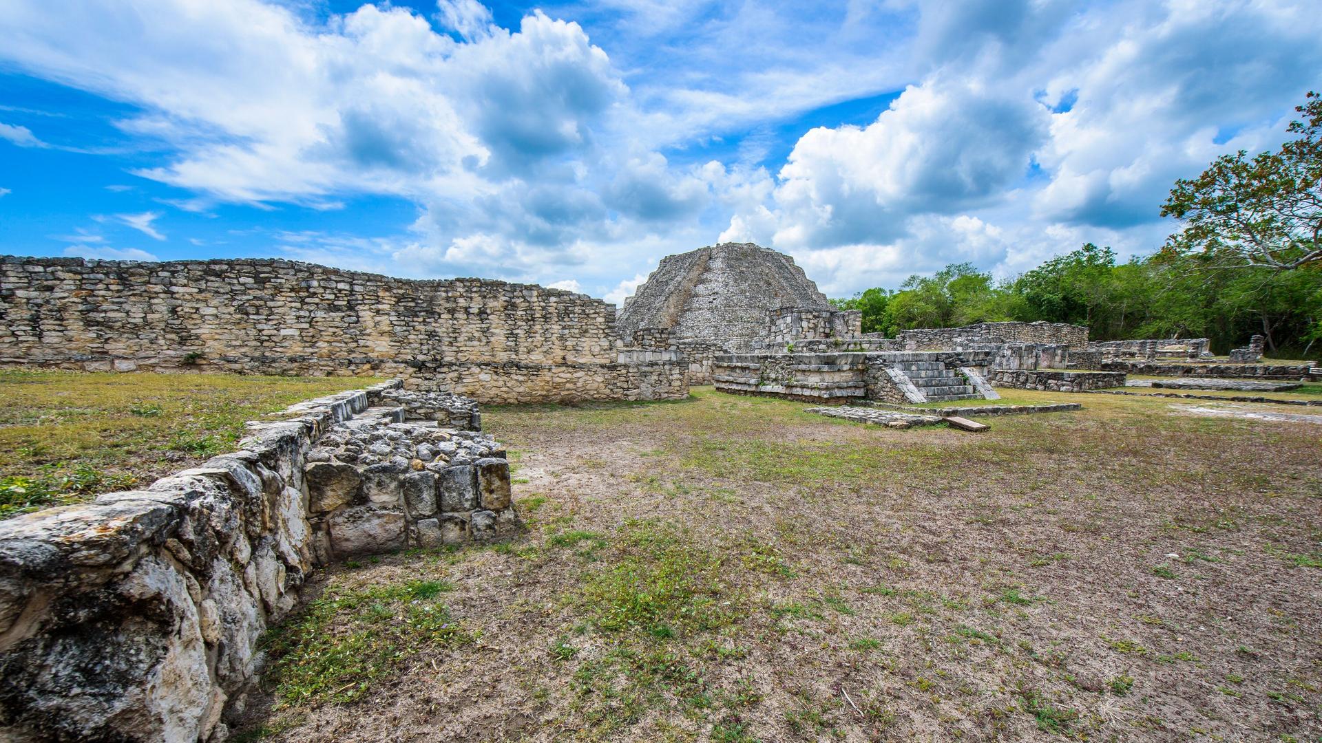 Archäologische Stätte Mayapan, Yucatan (Mexico). Archäologische Stätte Mayapan, Yucatan (Mexico).