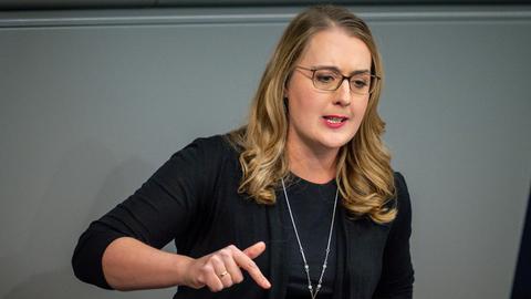 Die Fraktionsvorsitzende von Bündnis 90/Die Grünen im Deutschen Bundestag, Katharina Dröge bei einer Rede.