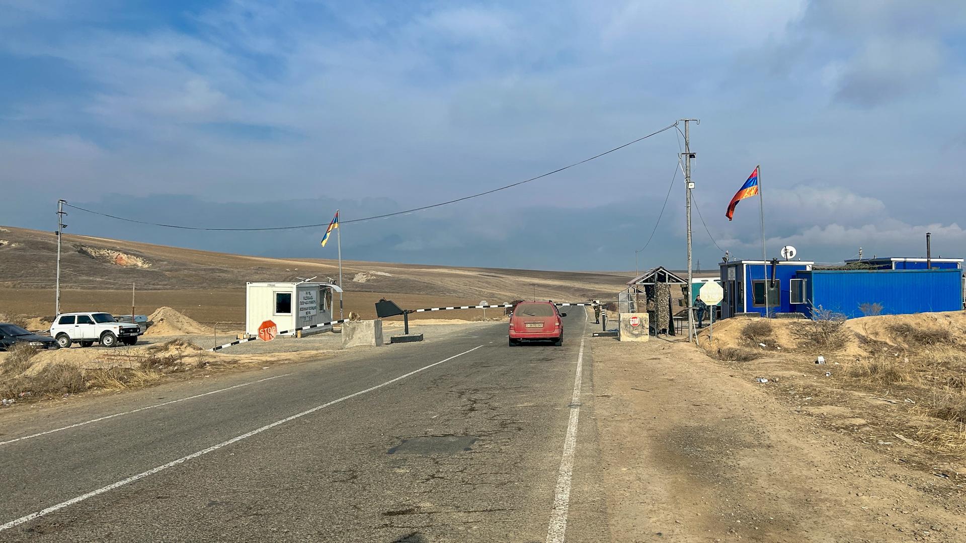 Der Latschin-Korridor, die einzige Straße, die Armenien mit Berg-Karabach verbindet.