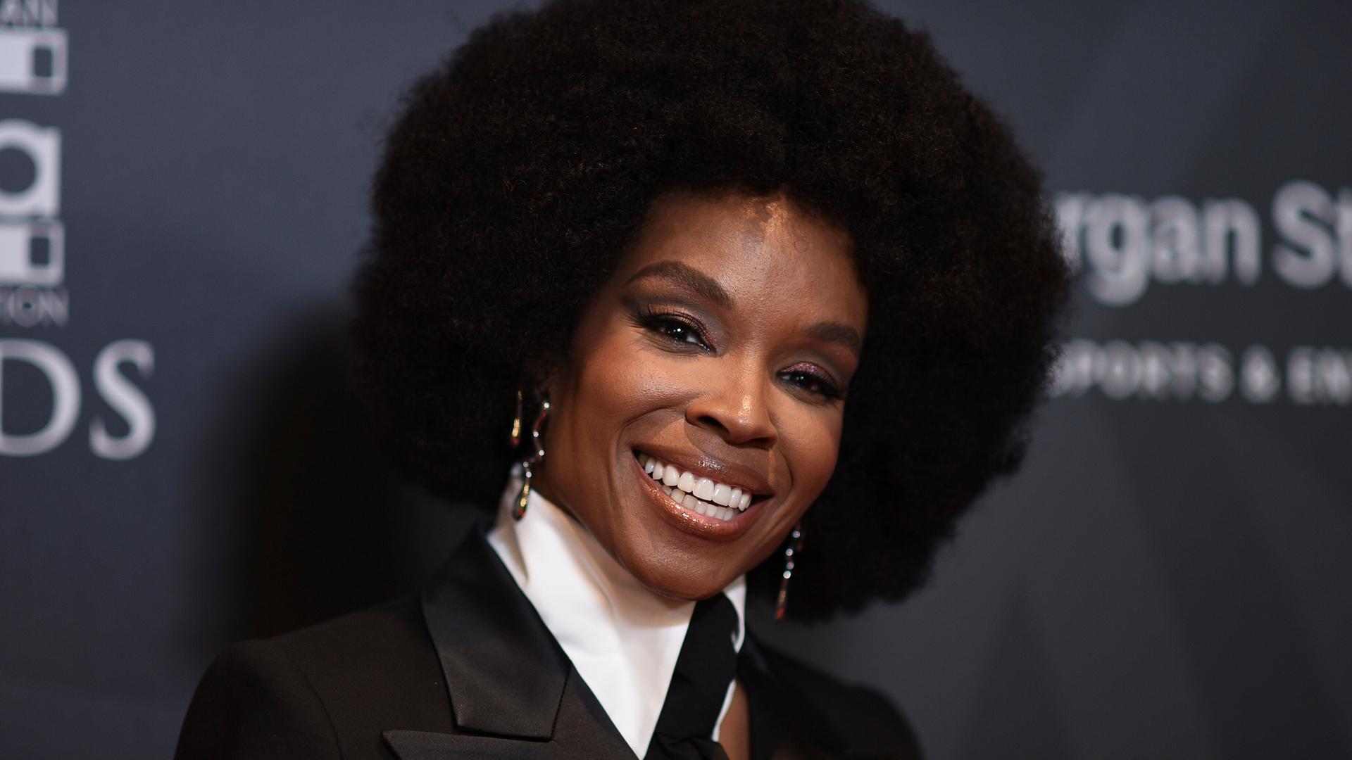 Die Komikerin Amber Ruffin bei einer Filmpreis-Verleihung im Februar 2025 im Porträt
Die Komikerin Amber Ruffin bei einer Filmpreis-Verleihung im Februar 2025 im Porträt