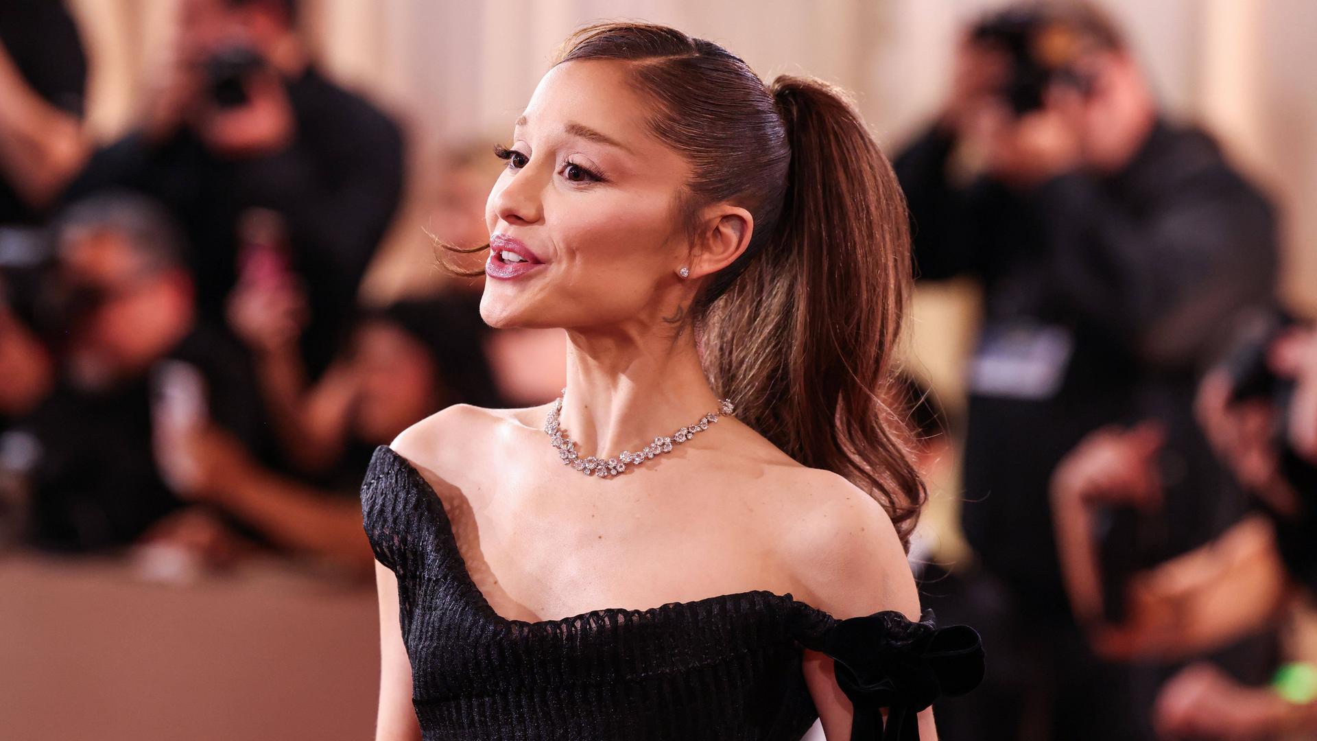 83rd Annual Golden Globe Awards - Ariana Grande Butera wearing Vivienne Westwood arrives at the 83rd Annual Golden Globe Awards held at The Beverly Hilton Hotel on January 11, 2026 in Beverly Hills, Los Angeles, California, 83rd Annual Golden Globe Awards - Ariana Grande Butera wearing Vivienne Westwood arrives at the 83rd Annual Golden Globe Awards held at The Beverly Hilton Hotel on January 11, 2026 in Beverly Hills, Los Angeles, California,
