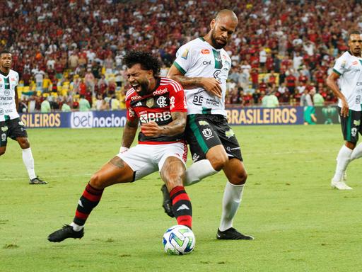 Szene aus dem Spiel Flamengo Rio de Janeiro gegen Maringa