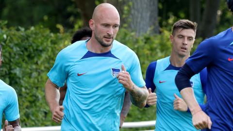 Herthas Neuzugang Toni Leistner im Training
