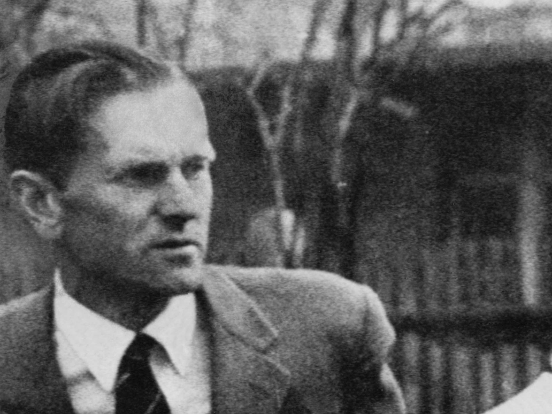 Oskar Brüsewitz im Porträt (Schwarz-Weiß-Fotografie).