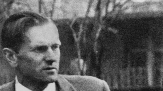 Oskar Brüsewitz im Porträt (Schwarz-Weiß-Fotografie).