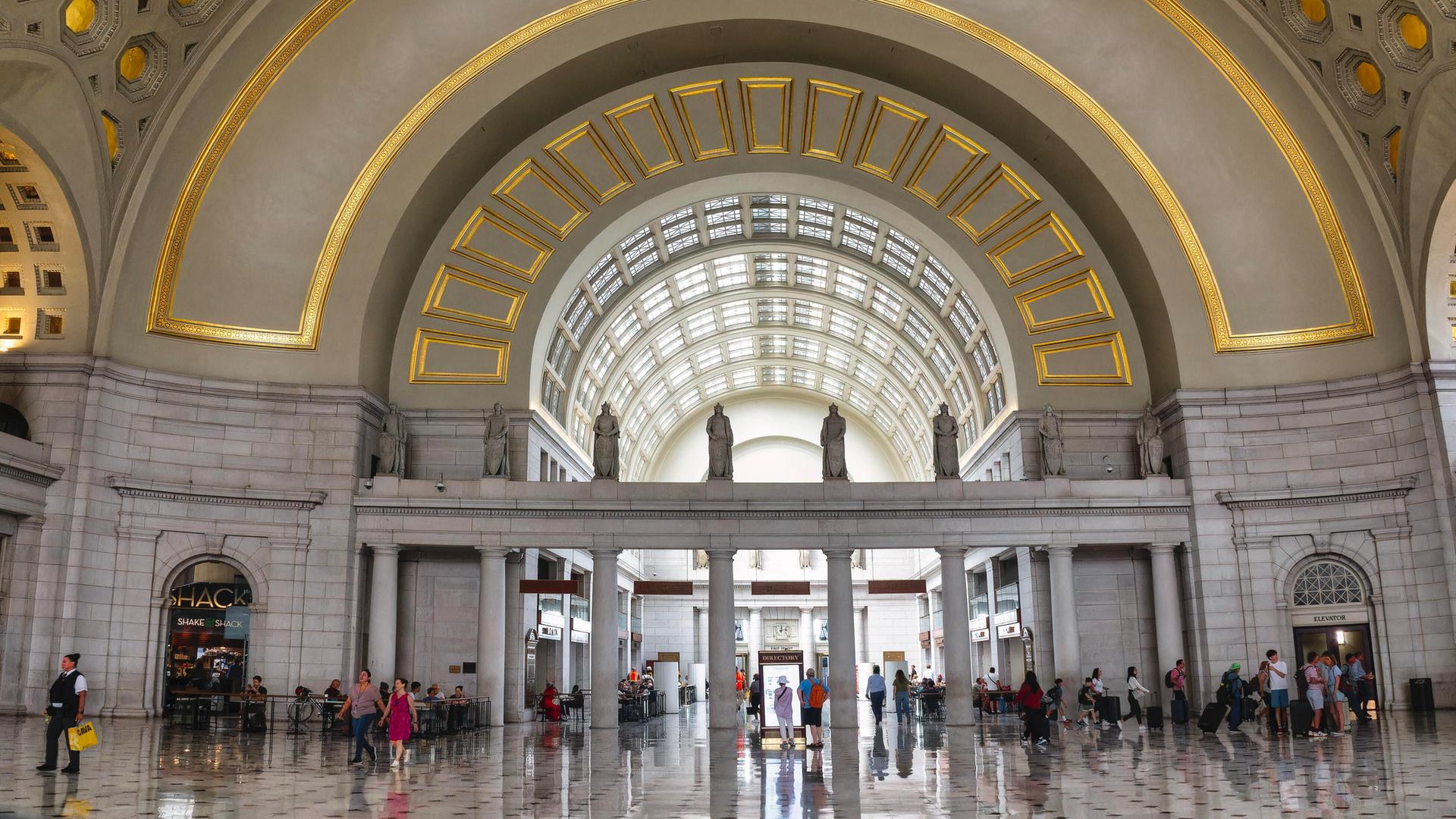 Blick in die Eingangshalle des Zentralbahnhofs in Washington Blick in die Eingangshalle des Zentralbahnhofs in Washington