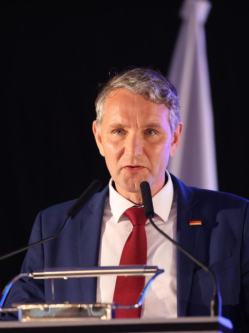 Björn Höcke, Vorsitzender der AfD in Thüringen, hält beim Landesparteitag der AfD im Mai 2022 eine Rede.
