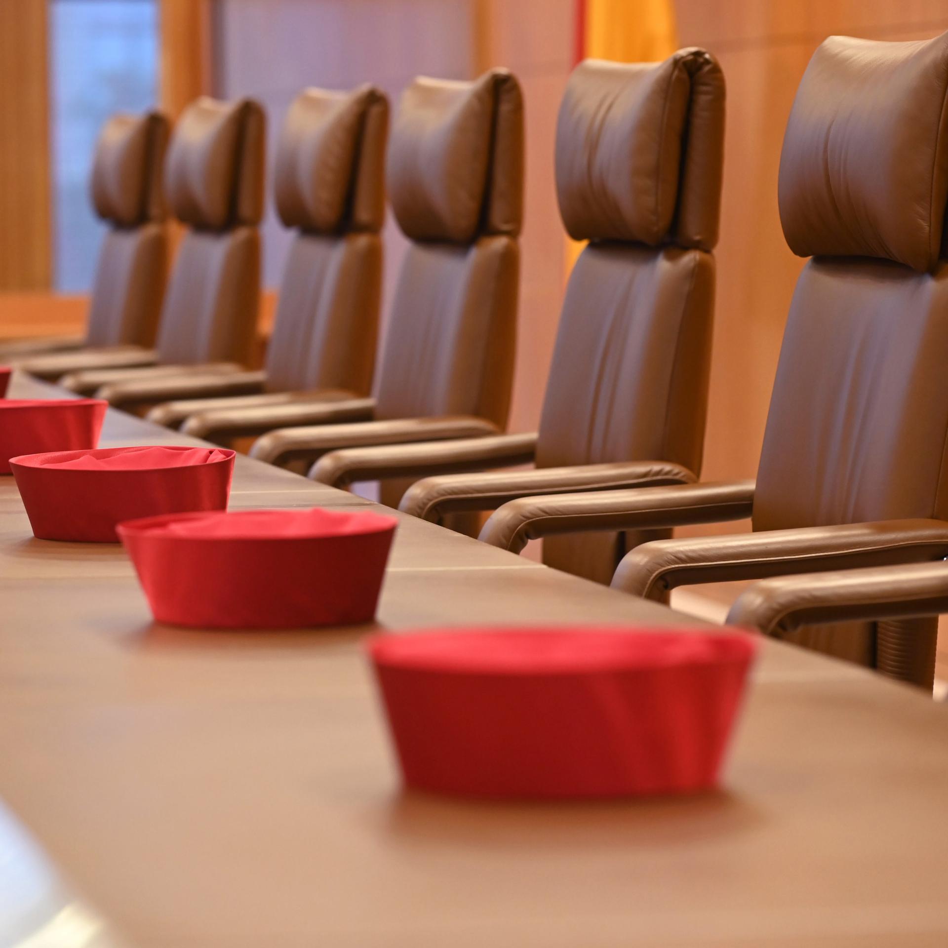 Wehrhafte Demokratie - Das Bundesverfassungsgericht als Sicherheitsgurt