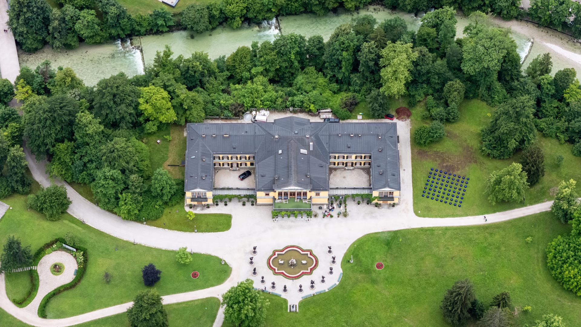 Eine Luftaufnahme der Kaiservilla in Bad Ischl.