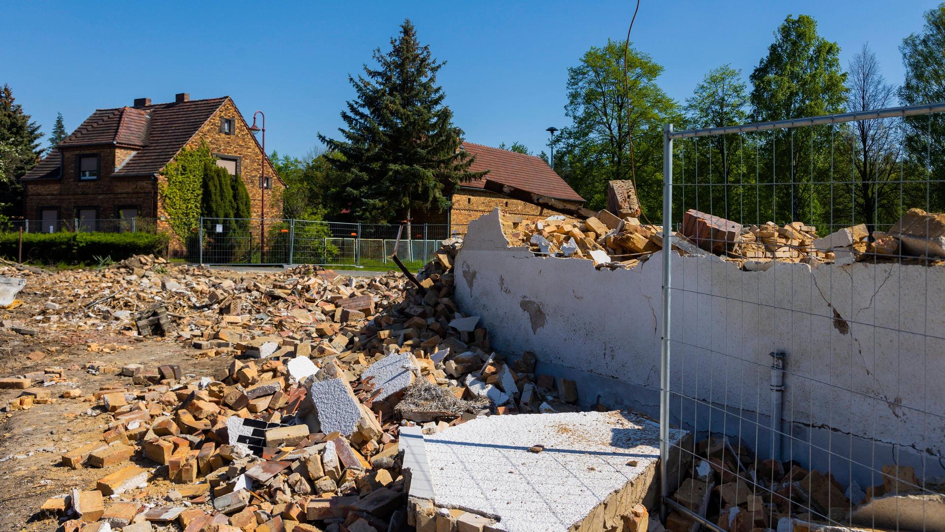 Bauwirtschaft - 2022 so wenige Wohnungen in Deutschland abgerissen wie ...