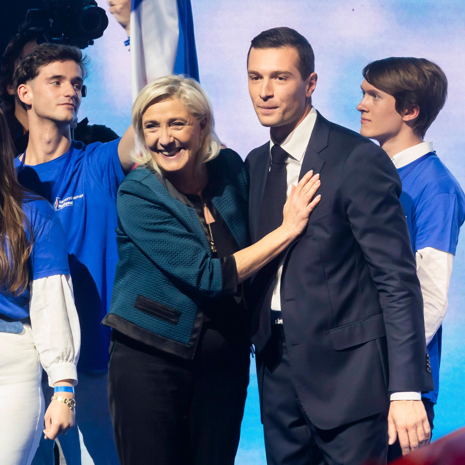 Extreme Rechte - Le Pens Strategie der Normalisierung in Frankreich