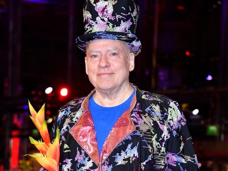 Rosa von Praunheim bei der Festivaleröffnung der Berlinale 2023. Rosa von Praunheim bei der Festivaleröffnung der Berlinale 2023.