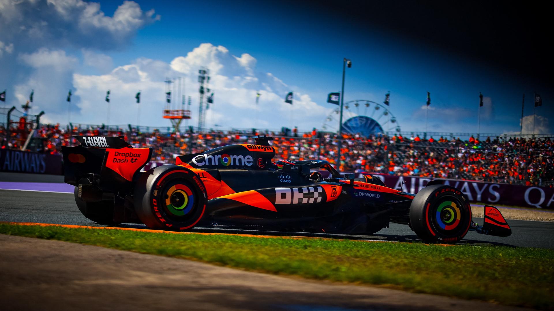 Formel-1-Wagen von Oscar Piastri, McLaren Mercedes MCL39, beim Großen Preis der Niederlande in Zandvoort Formel-1-Wagen von Oscar Piastri, McLaren Mercedes MCL39, beim Großen Preis der Niederlande in Zandvoort