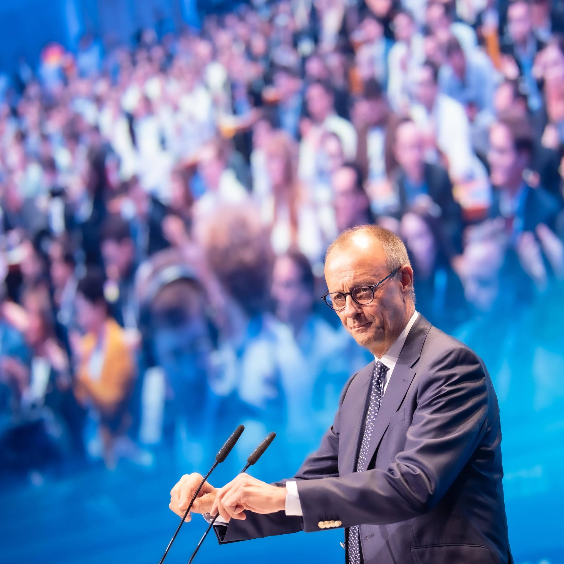 Rentenpaket - Politologe Korte: "Merz wirbt zu wenig um die politische Mitte" Rentenpaket - Politologe Korte: "Merz wirbt zu wenig um die politische Mitte"