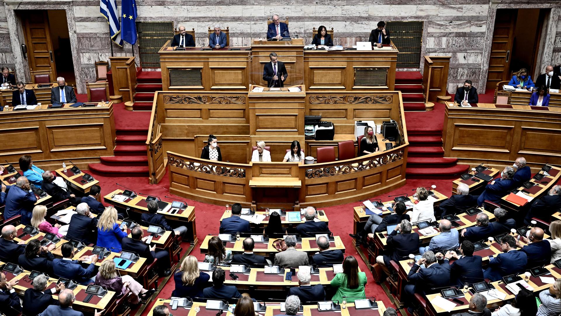 Ansicht des griechischen Parlaments aus der Vogelperspektive
