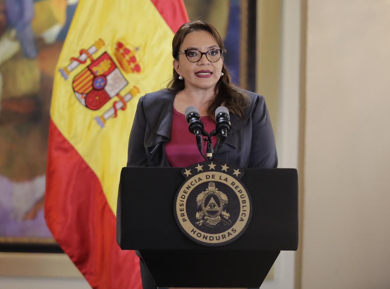 Die honduranische Präsidentin Xiomara Castro hält eine Pressekonferenz im August 2022