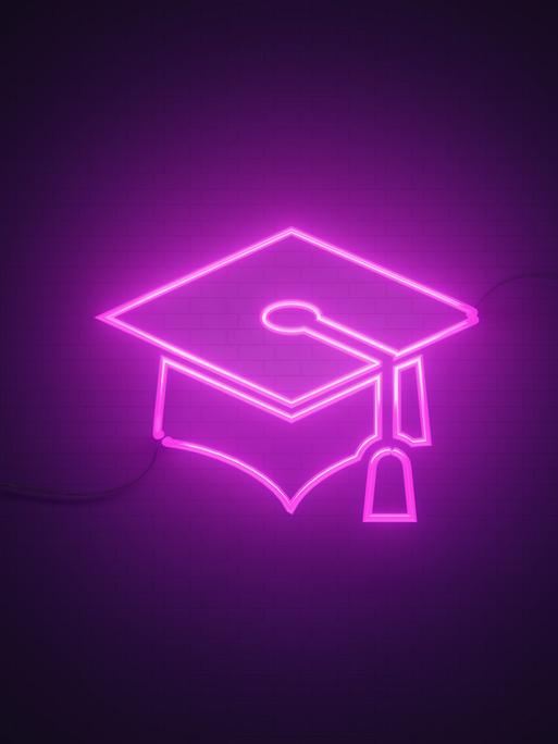 Vektorzeichnung einer Graduiertenkappe mit Kordel aus pinken Neonröhren.