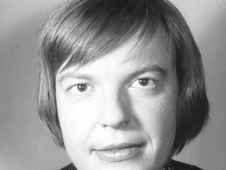 Die Schrifstellerin Ingeborg Bachmann in den 1960er Jahren. Die Schrifstellerin Ingeborg Bachmann in den 1960er Jahren.