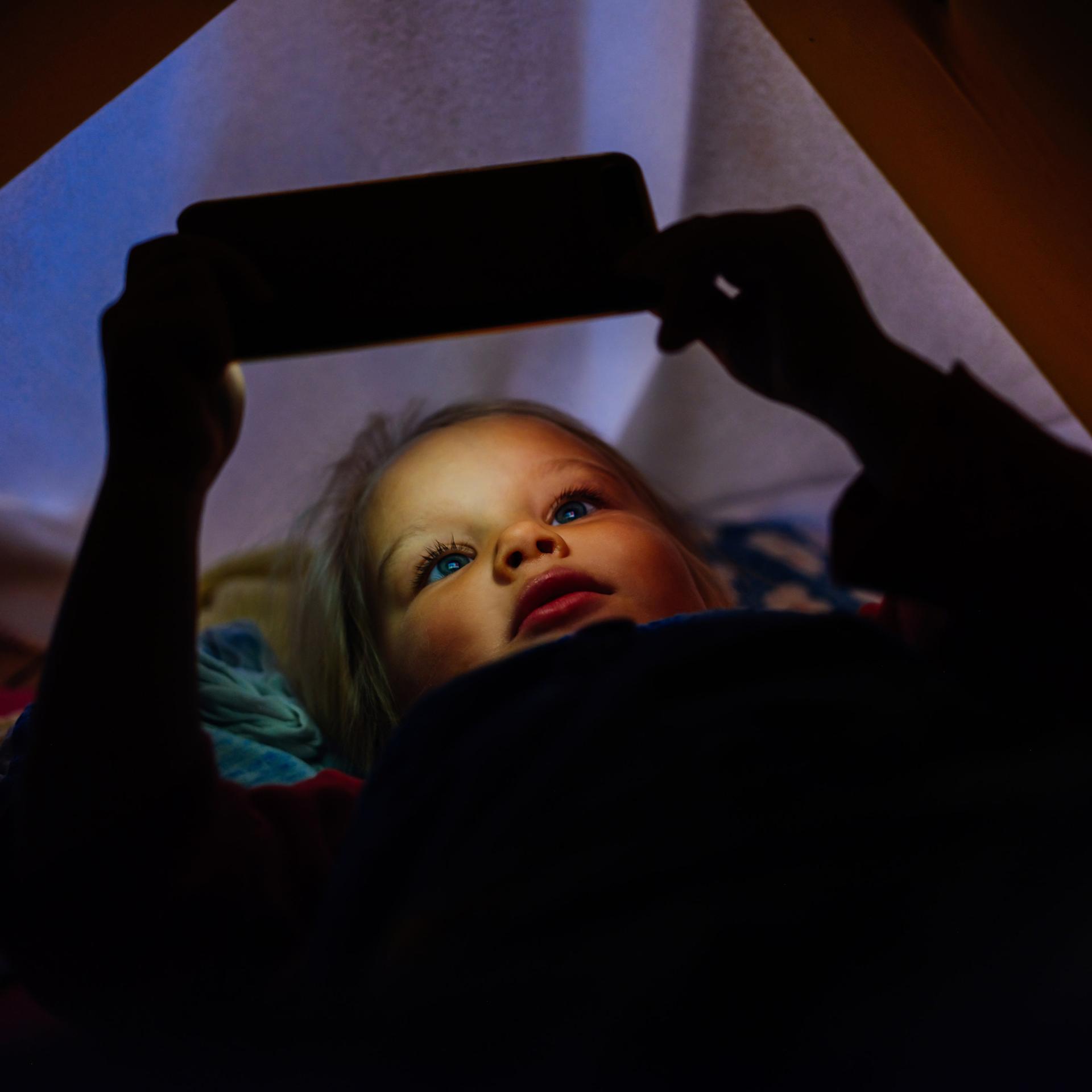 Social Media - Kinderschutz oder Zensur: Was eine Altersgrenze für soziale Medien bringt