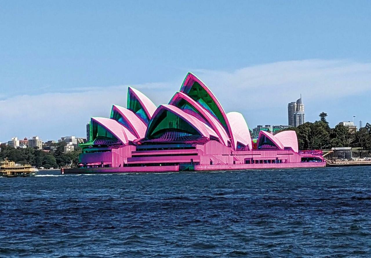 Das Sidney Opera House - pink eingefärbt