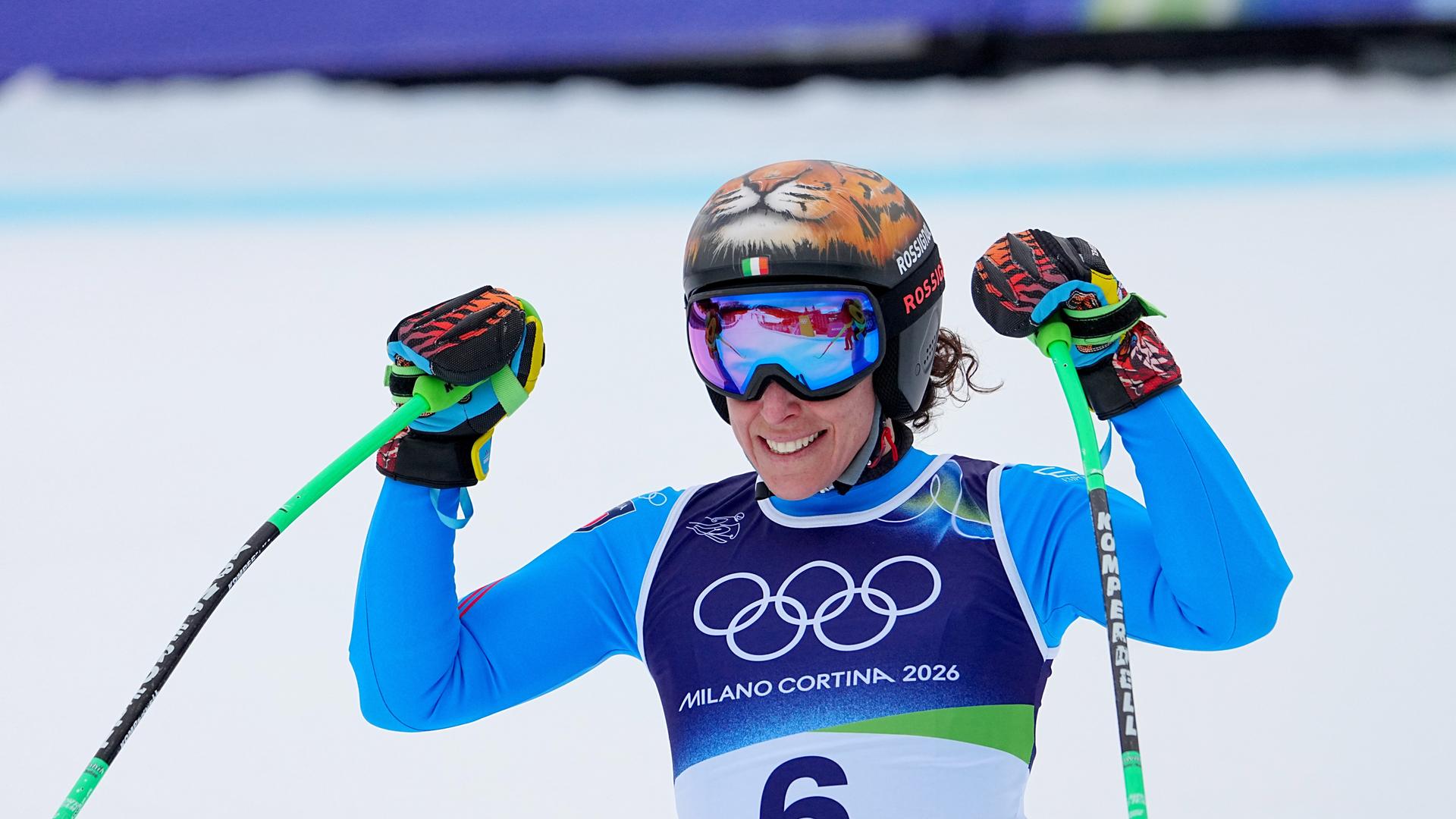 Die italienische Skifahrerin Federica Brignone jubelt nach einem Lauf.