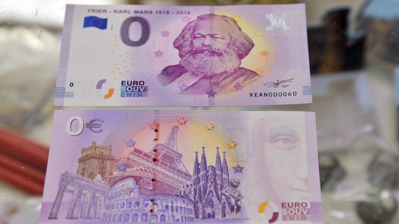 Karl Marx auf einem Null-Euro-Schein