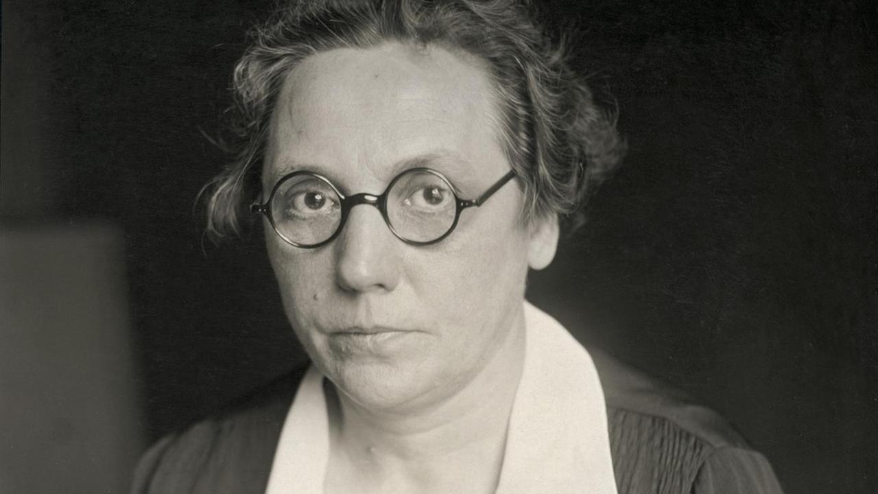 Marie Juchacz, Sozialpolitikerin und Frauenrechtlerin um 1930 (Fotograf anonym)