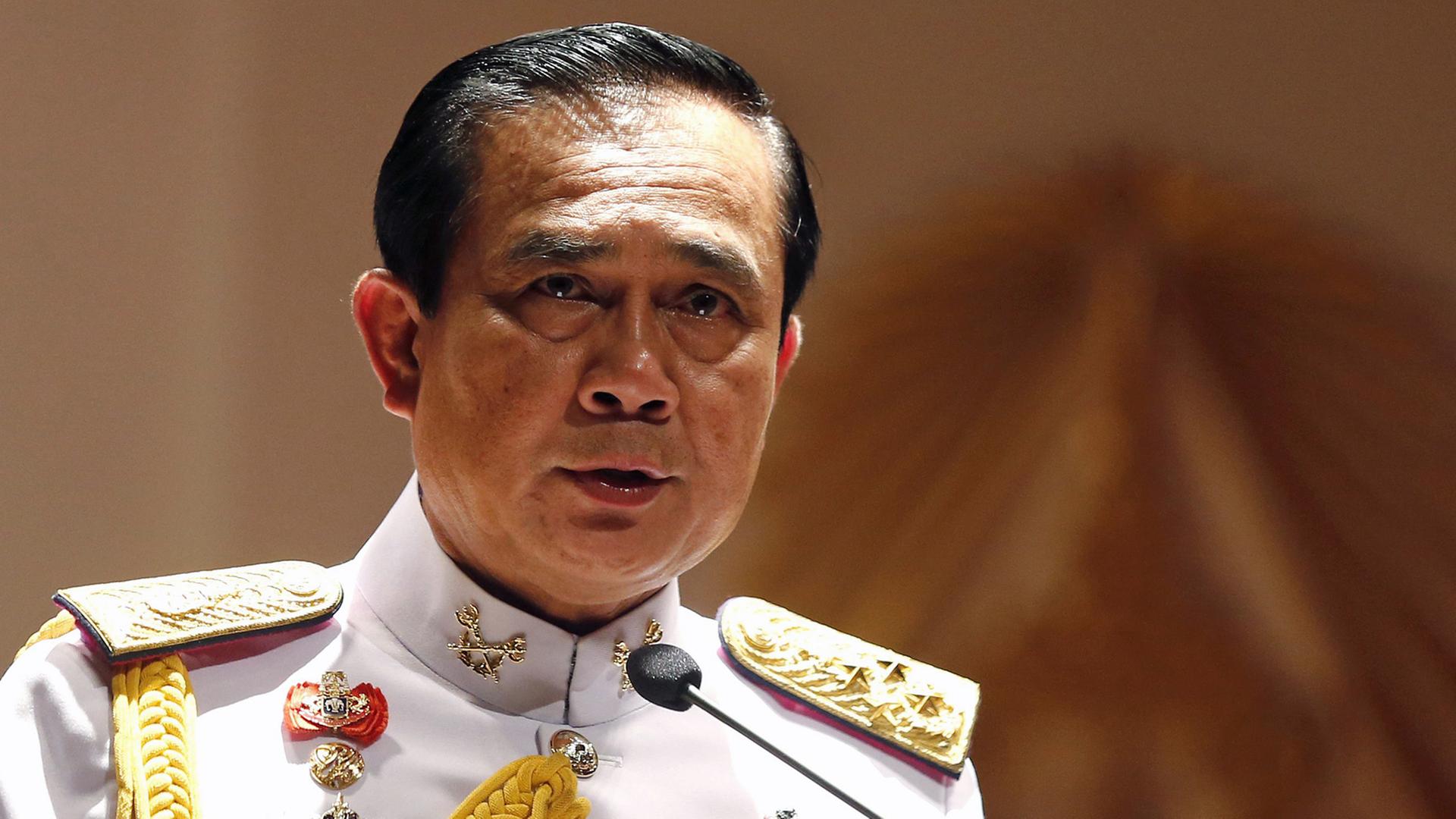 Prayuth Chan-ocha übernimmt Thailands Regierungsgeschäfte