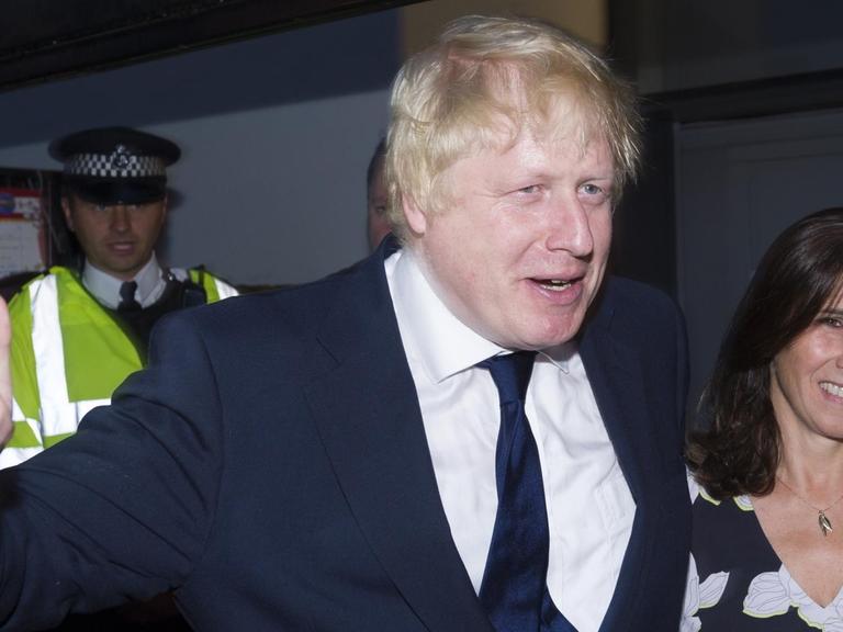Brexit-Befürworter Boris Johnson und seine Frau Marina Wheeler bei der Stimmabgabe zum Brexit-Referendum in London