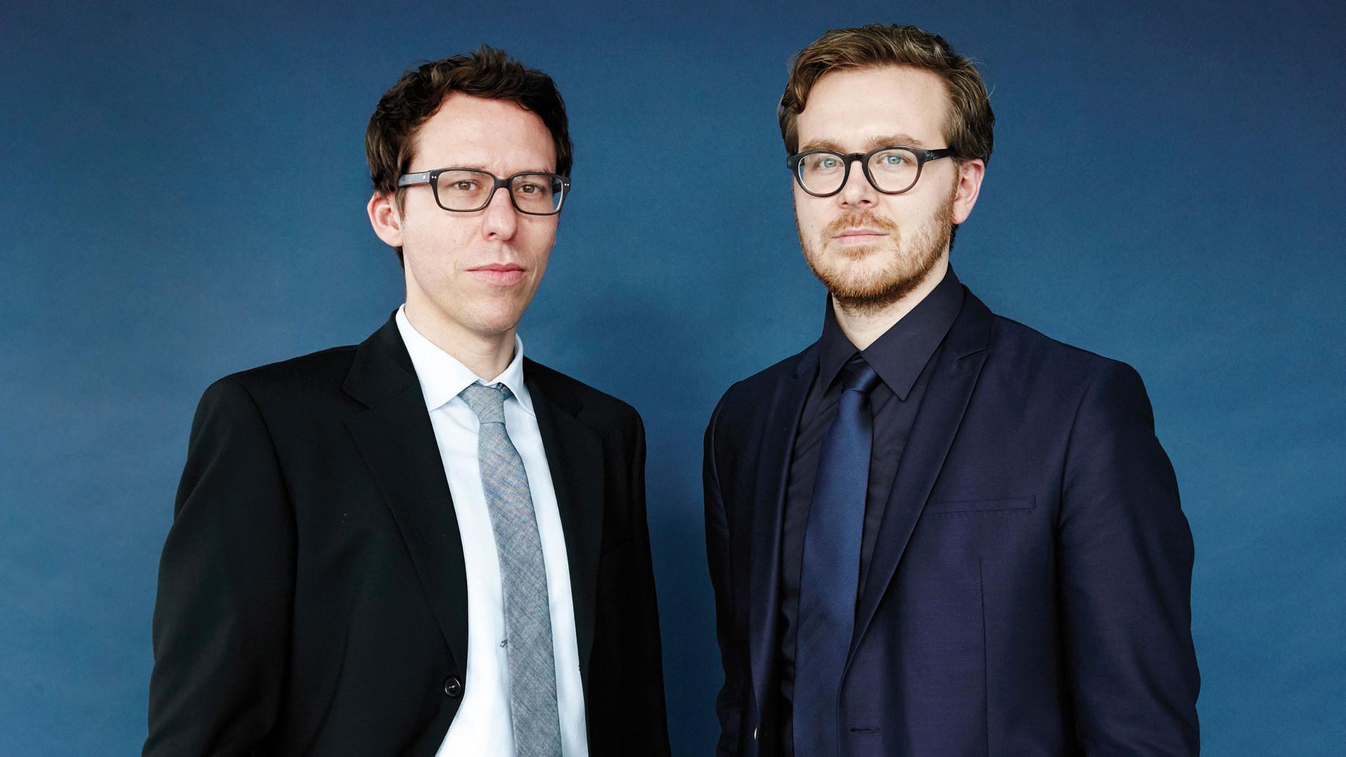 Die Journalisten Bastian Obermayer und Frederik Obermaier