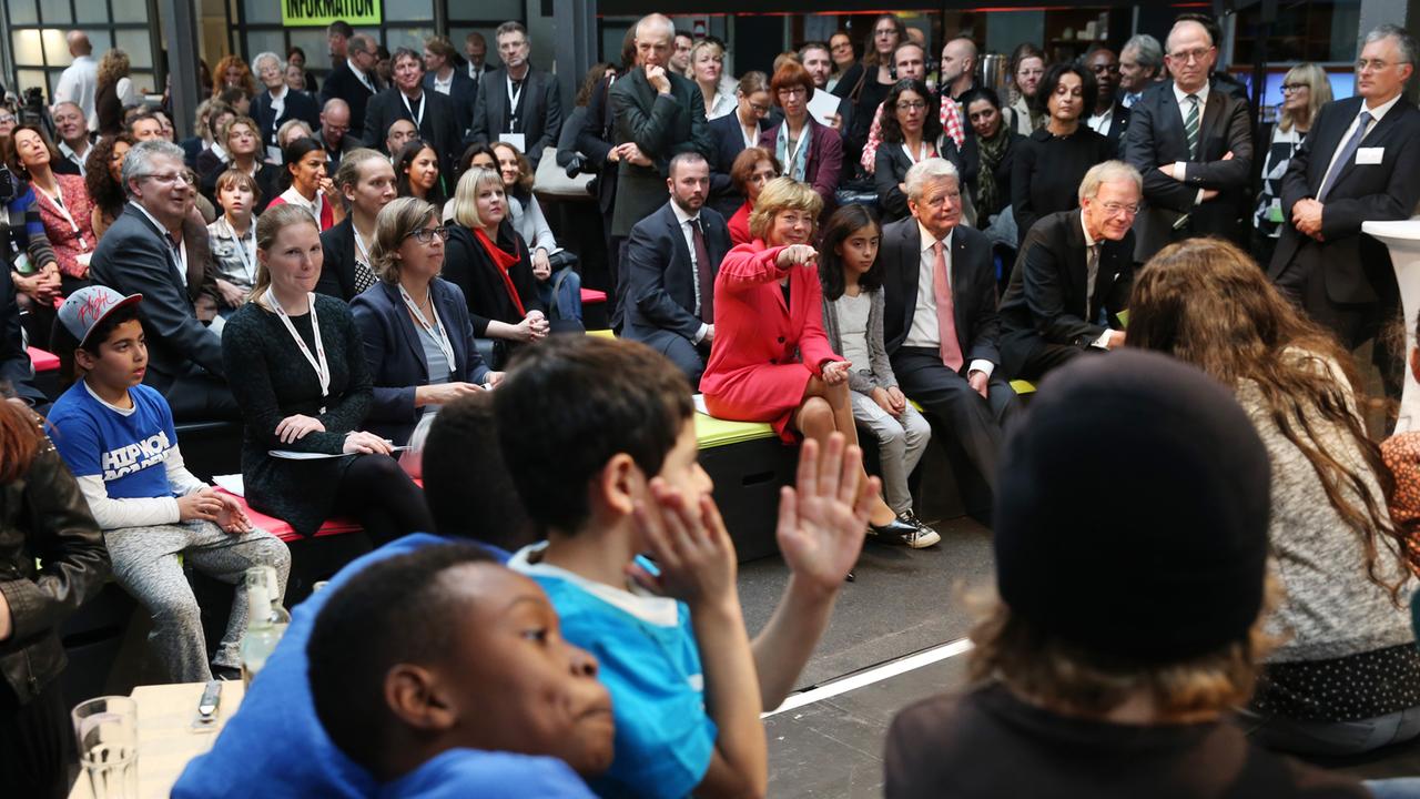 Bundespräsident Joachim Gauck und seine Lebensgefährtin Daniela Schadt beim Bildungstag der Zeit-Stiftung in Hamburg