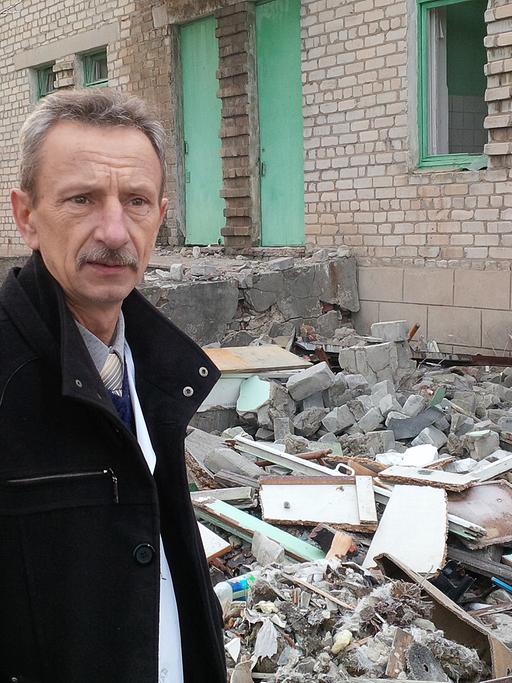 Chefarzt Gennadiy Gurschij aus dem ukrainischen Switlodarsk muss seit einem Jahr ohne Geld auskommen.