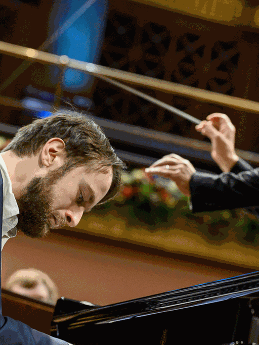 Daniil Trifonov spielt, Semyon Bychkov dirigiert die Tschechische Philharmonie am 23.9.20 im Prager Rudolfinum