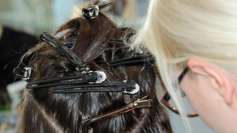 Haarverlängerung durch Ultraschall