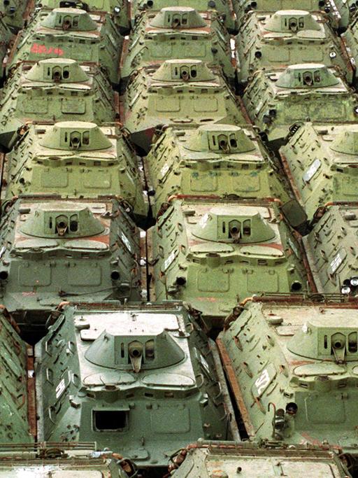 Panzer der in Wünsdorf stationierten Armee, aufgenommen im Jahr 1992.
