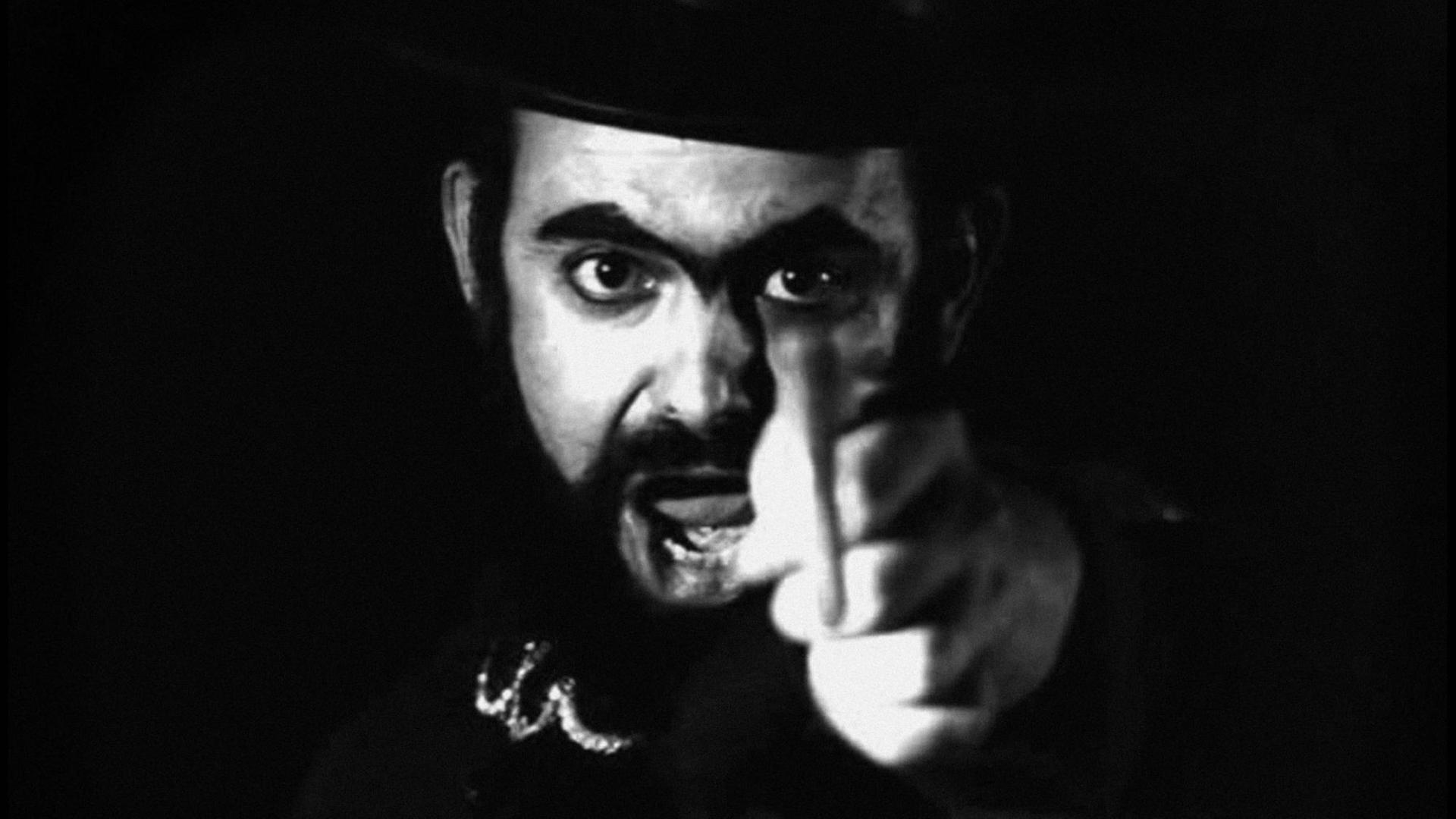 José Mojica Marins als "Coffin Joe" in "Das Erwachen der Bestie" von 1970.
