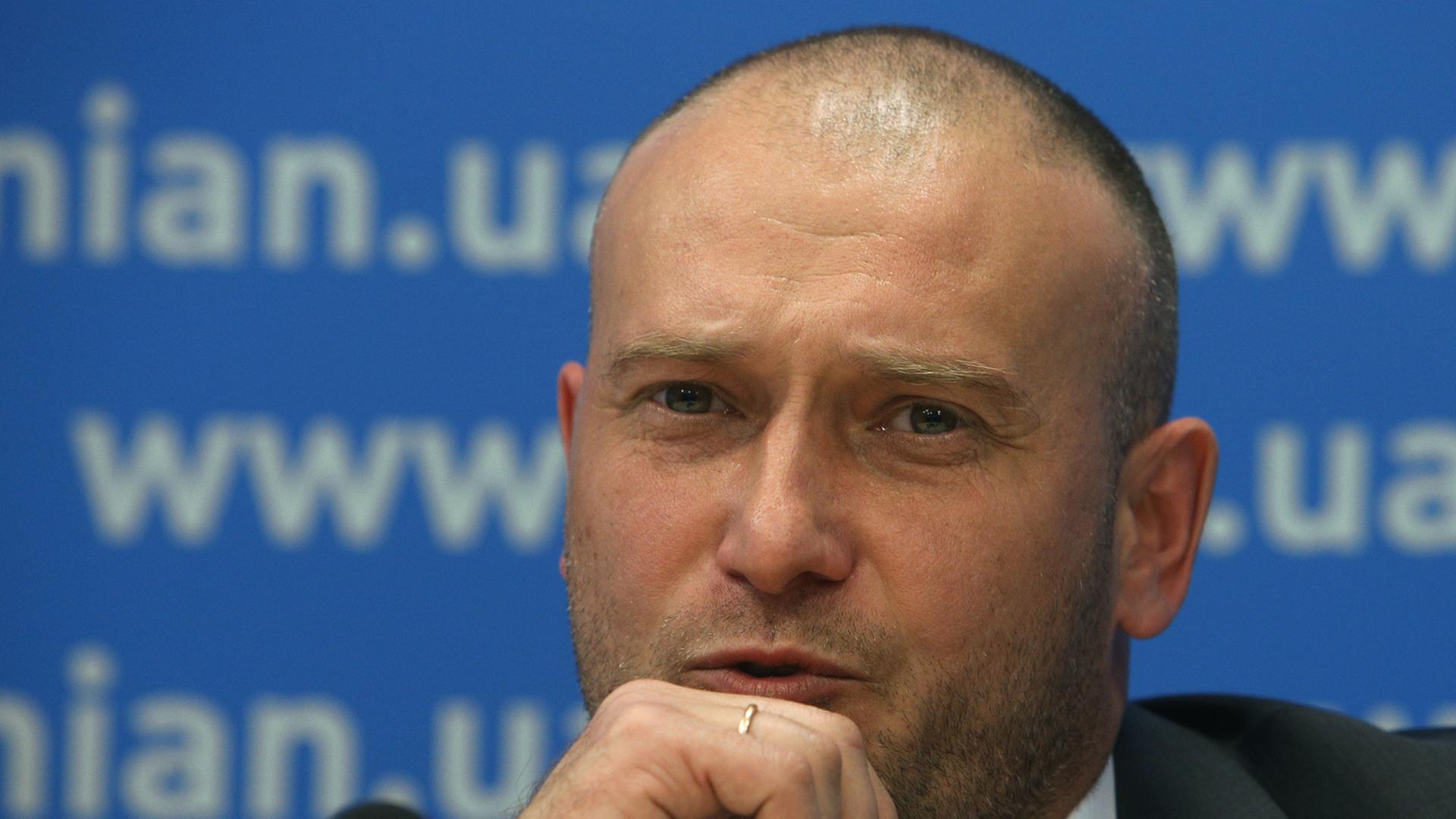Der Anführer des Rechten Sektors in der Ukraine, Dmitri Jarosch, bei einer Pressekonferenz