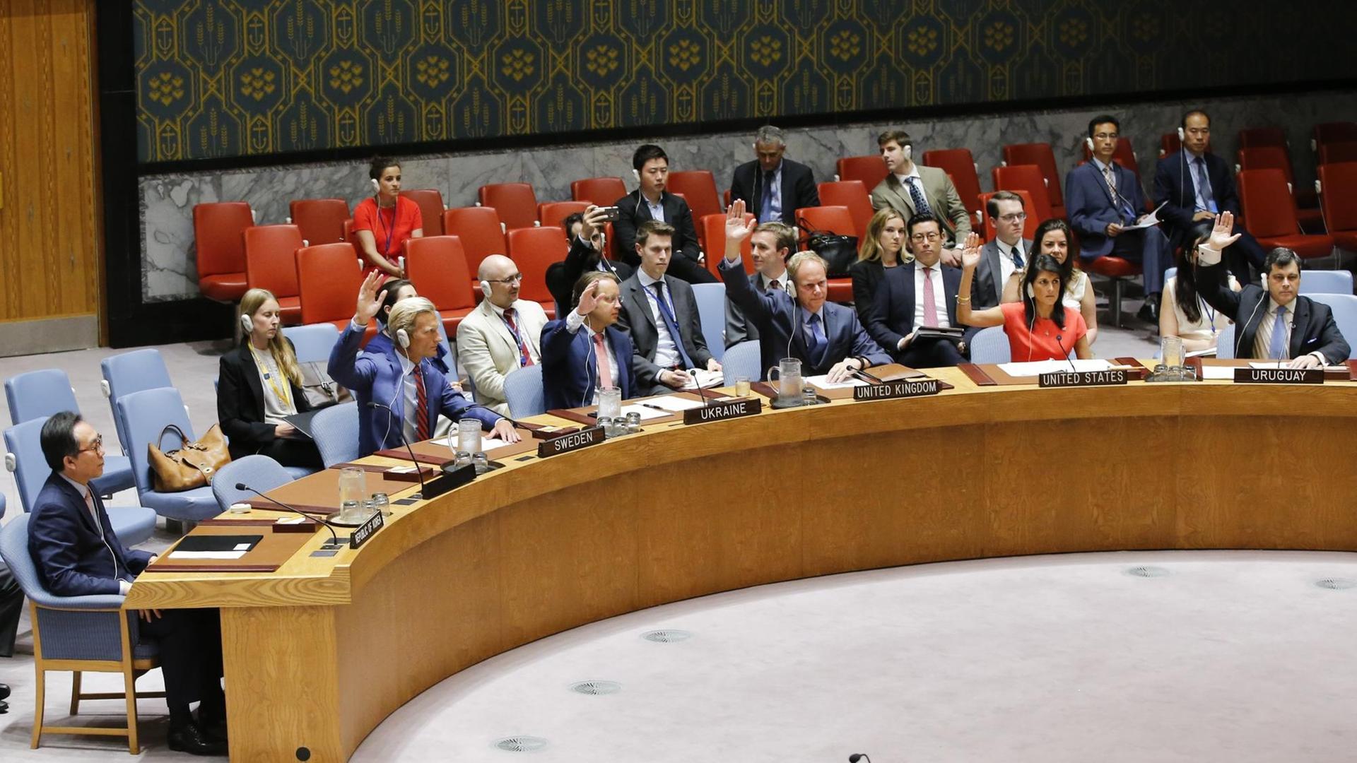 Der UNO-Sicherheitsrat hat einstimmig neue Sanktionen gegen Nordkorea beschlossen.