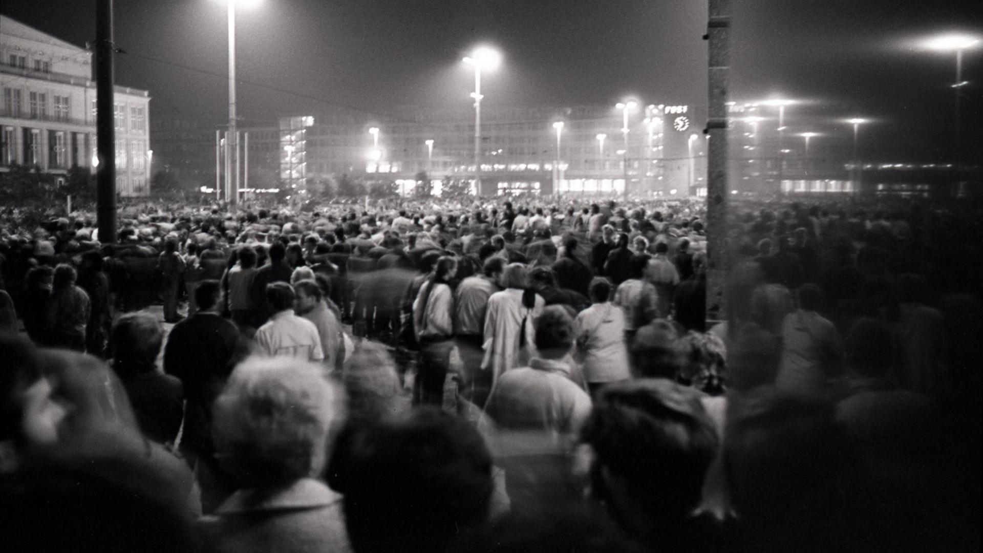 Bild von der Montagsdemonstration in Leipzig am 9. Oktober 1989