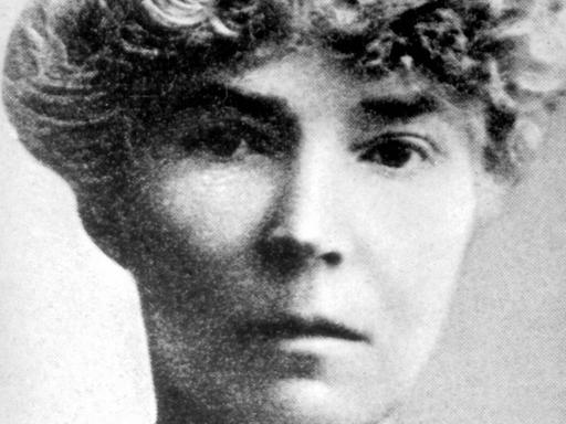Gertrude Bell war eine britische Forschungsreisende, Historikerin, Schriftstellerin, Archäologin, Alpinistin, politische Beraterin und Angehörige des Secret Intelligence Service im Ersten Weltkrieg