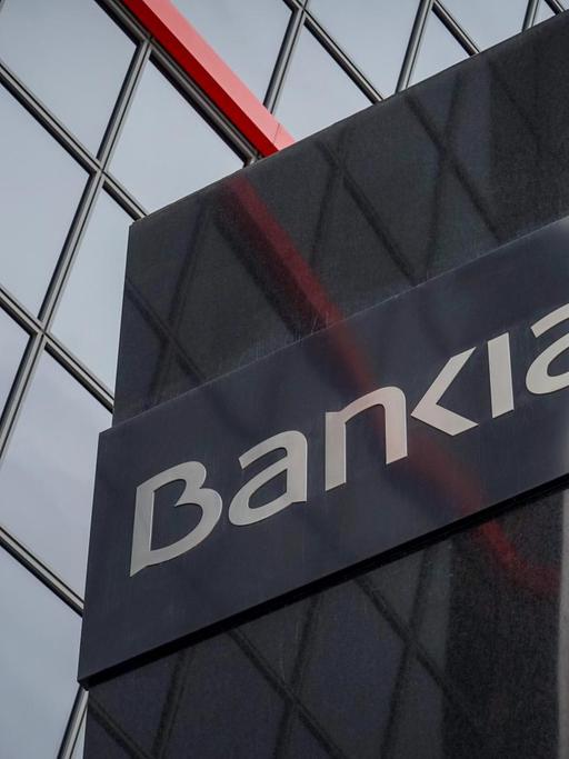 Spanien: Bankia Geschäftssitz im 'Puerta de Europa I' Hochhaus, Madrid.