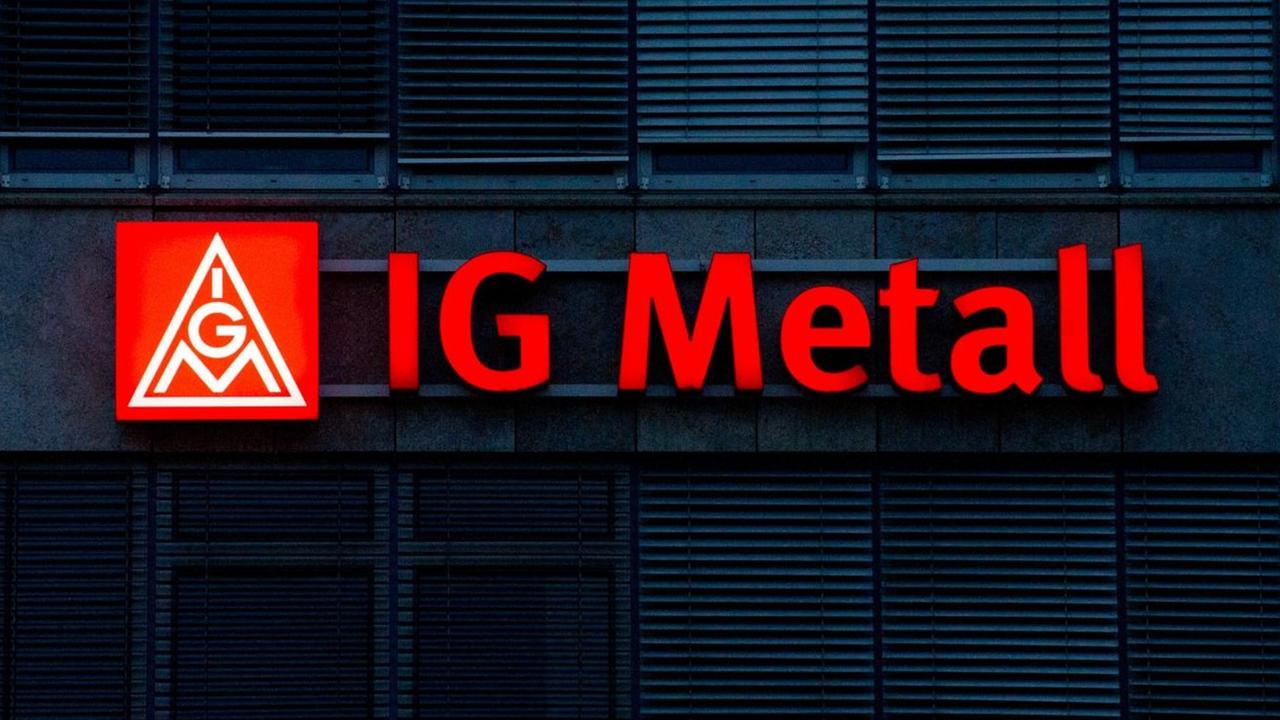 Die IG Metall hat Aktionen für eine Inflationsausgleichsprämie für Leihbeschäftigte angekündigt. Die IG Metall hat Aktionen für eine Inflationsausgleichsprämie für Leihbeschäftigte angekündigt.