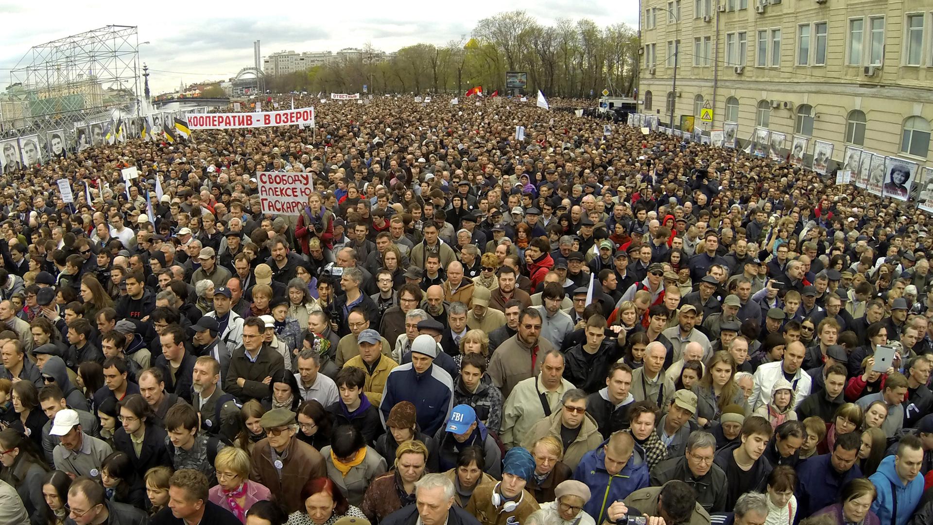 Massenunruhen am Bolotnaja-Platz in Moskau.