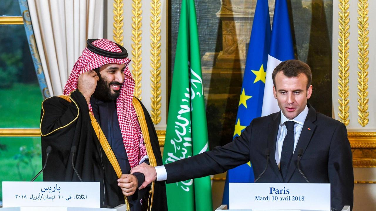 Macron (r.) mit Kronprinz bin Salman im April 2018 im Élysée-Palast in Paris 