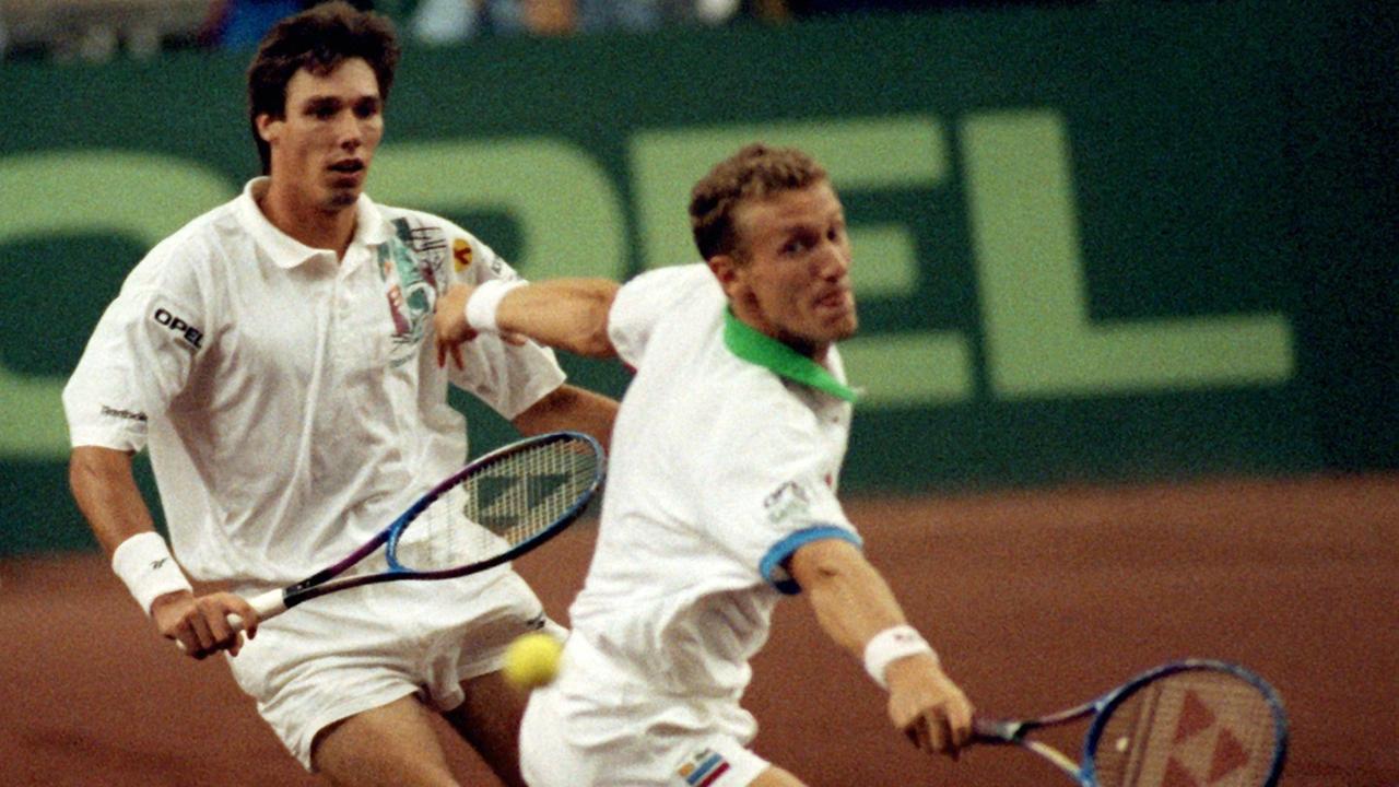 Das deutsche Tennis-Doppel Michael Stich (links) und Patrick Kühnen beim Davis-Cups 1993.